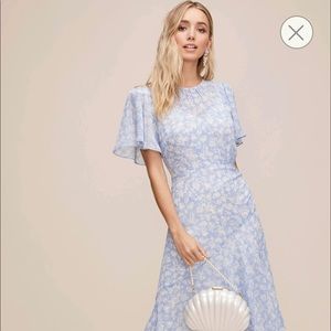 ASTR THE LABEL like new Small FLUTTER SLEEVE FLORAL MAXI dress.Mild tag stains🗣